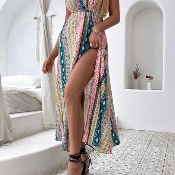 Elegant Multicolor Maxi Dress - Picture 2 of 2